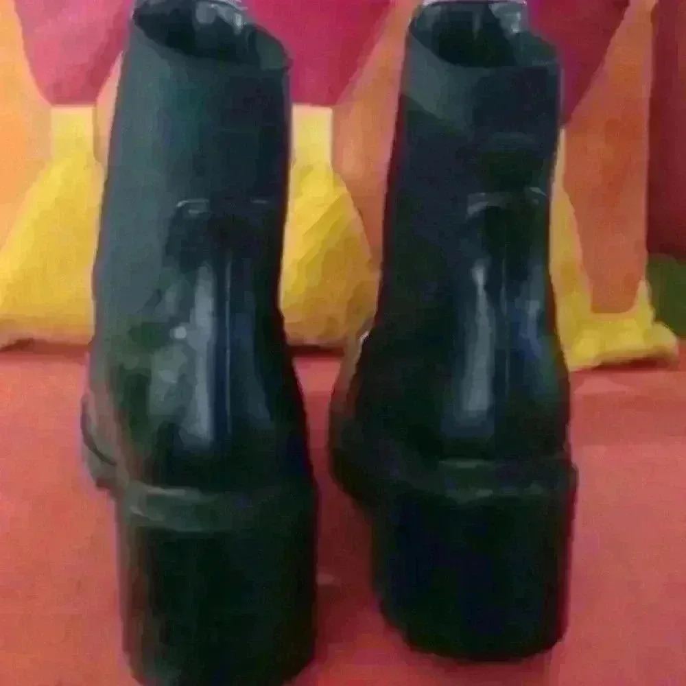 Black Ankle boots sz 10 - Picture 5 of 6